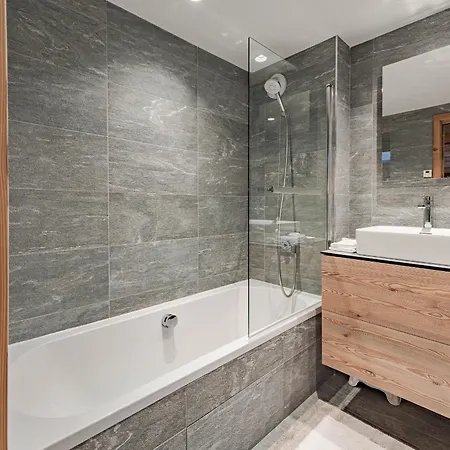 Daire Confort & Elegance : 3 Chambres, Conciergerie 5* A - Fr-1-613a-39
