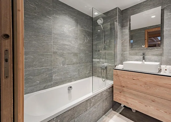 Lejlighed Confort & Elegance : 3 Chambres, Conciergerie 5* A - Fr-1-613a-39