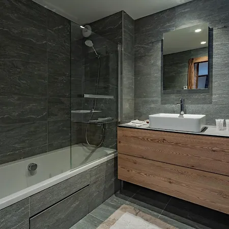 Appartement Confort&élégance : 3 Chambres, Conciergerie 5* à - Fr-1-613a-39 Courchevel